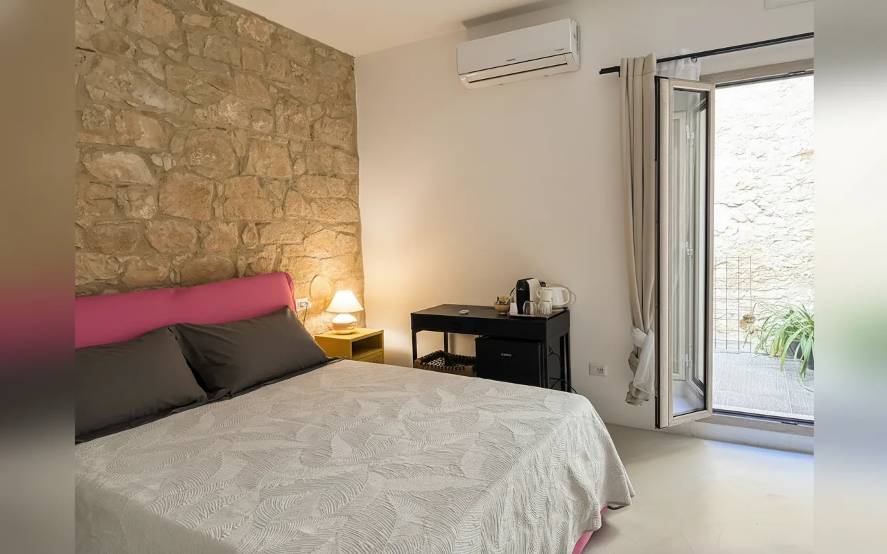 Camera con bagno privato — Green House Baunei, Baunei (Sardegna) (foto 3)